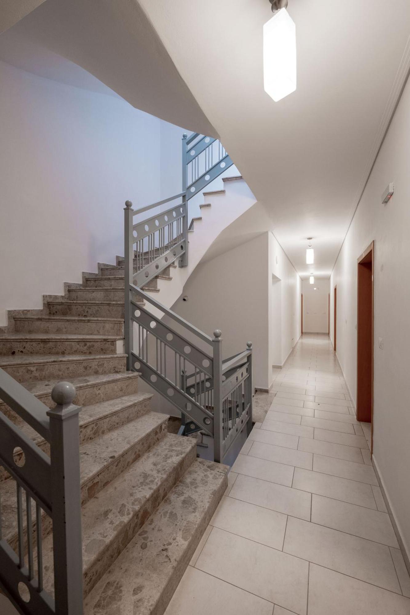 ساراندا Franklin Rooms المظهر الخارجي الصورة