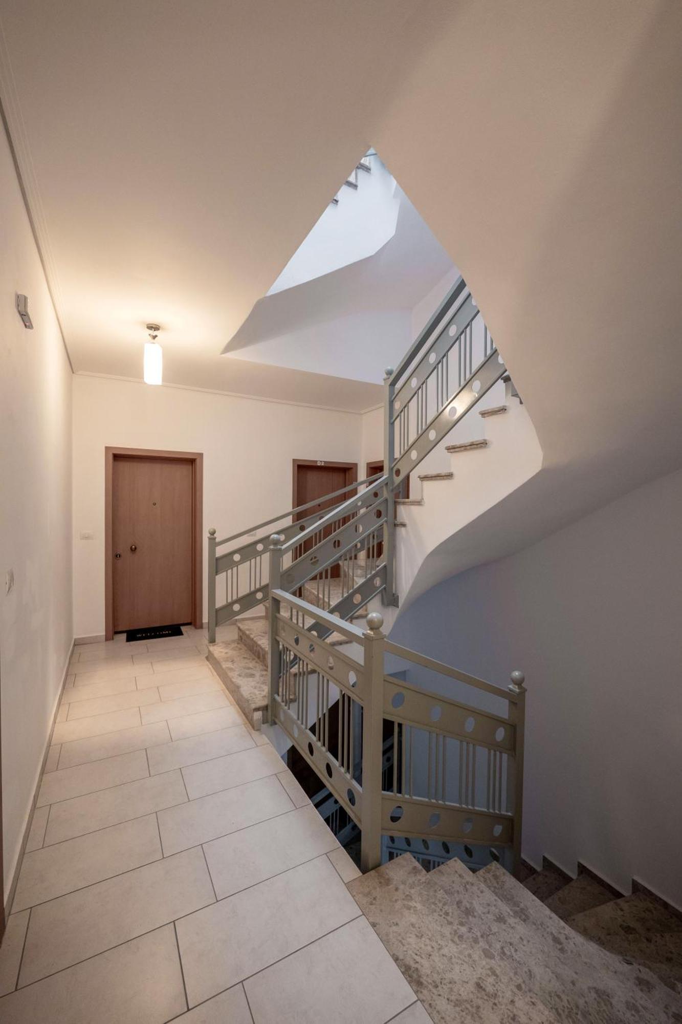 ساراندا Franklin Rooms المظهر الخارجي الصورة